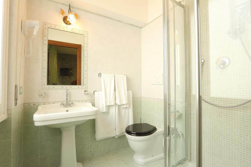 Katti House 2 Hotel ฟลอเรนซ์ ห้อง รูปภาพ